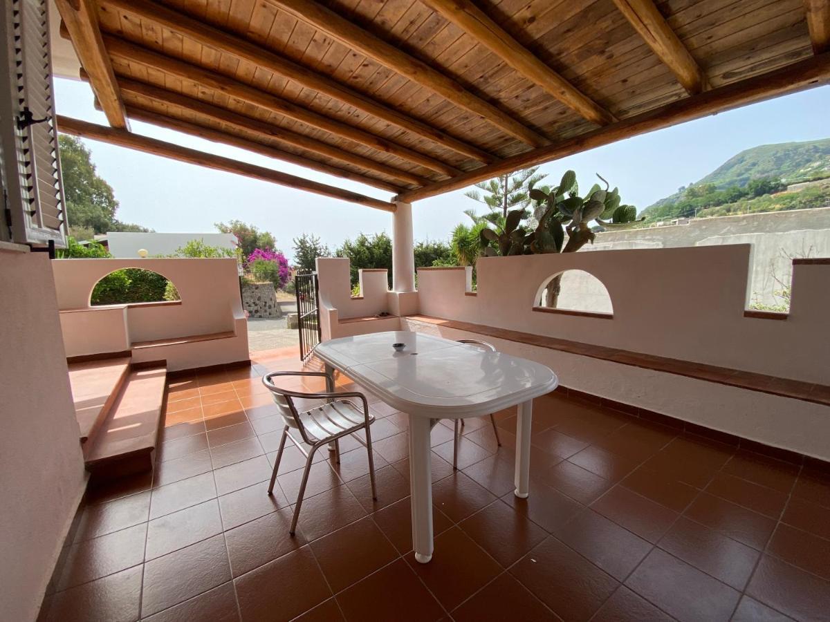 Villa A Lipari ภายนอก รูปภาพ